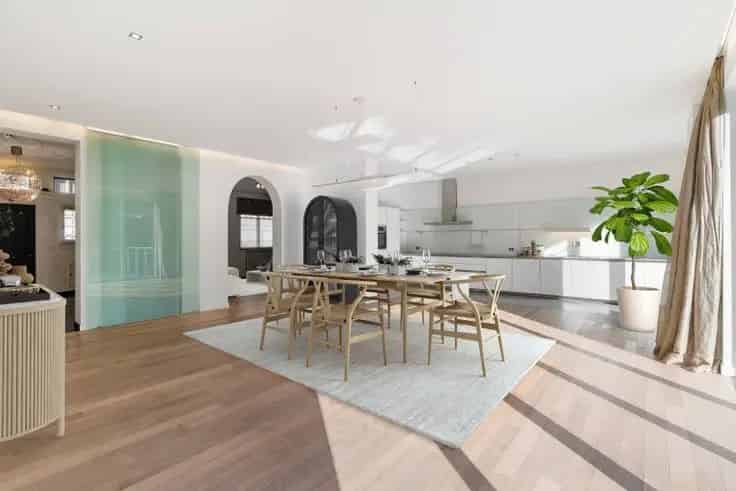Huis te Koop Ukkel 7 slaapkamers Grote Tuin