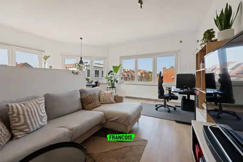 Instapklaar Appartement Oostende 2 slaapkamers - Geen Syndic