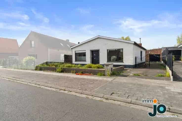 Bungalow Te Koop Oudenburg: Rustig Gelegen, 2 slaapkamers
