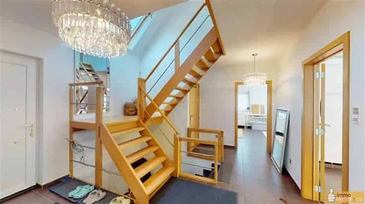 Luxe Villa te Hekelgem 4 slaapkamers Grote Tuin 2 Garages EPC B