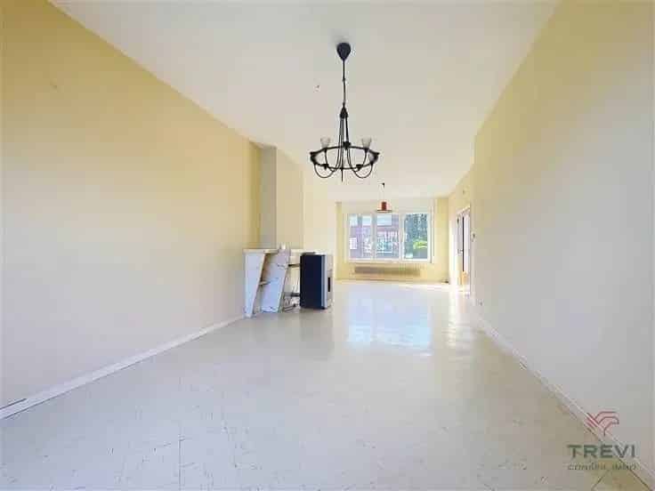 Huis Te Koop Nabij Centrum Grote Tuin 3 Slaapkamers