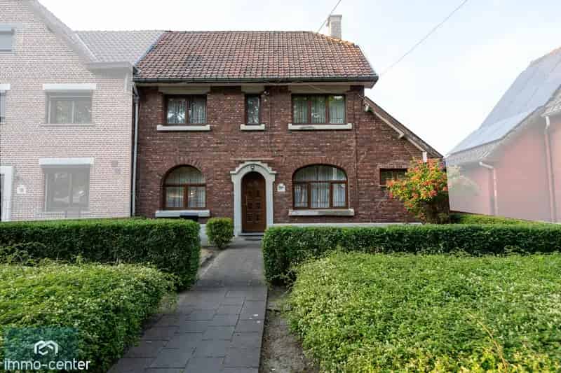 Huis te huur Waterschei: 3 slaapkamers, 2 garages, grote tuin