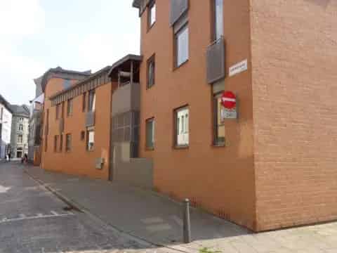 Appartementen te koop 3 slaapkamers 1981