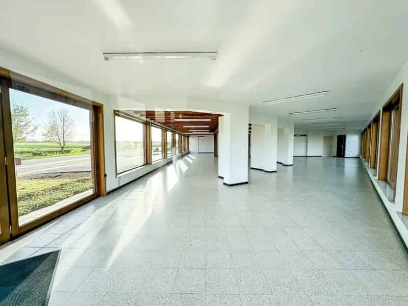 Winkelruimte Kantoor Kortemark Atelier Opslag Parking