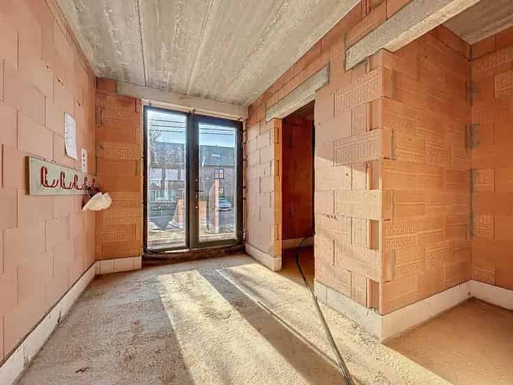 Ruime Nieuwbouwwoning 4 slaapkamers Grote Tuin
