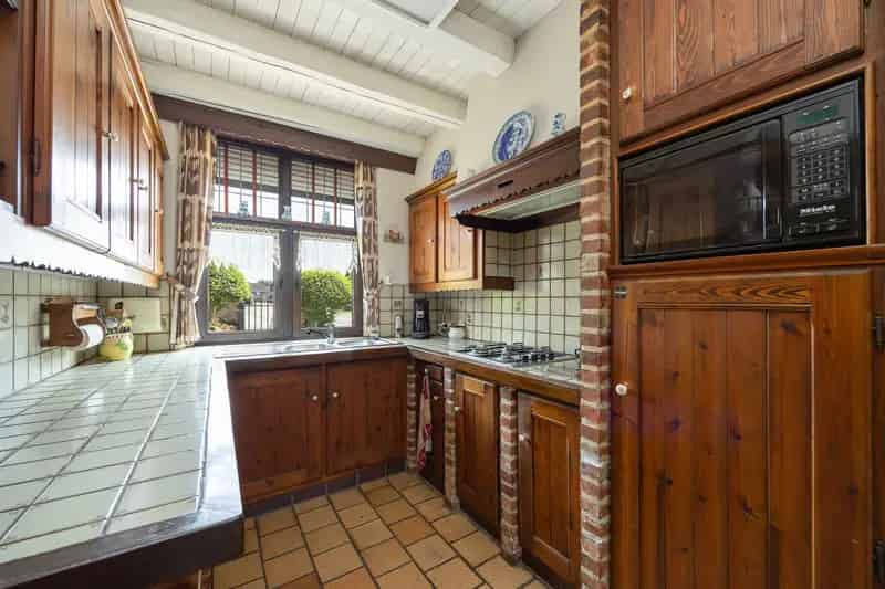 Huis te huur Geel: 3 slaapkamers, grote tuin en bijgebouw