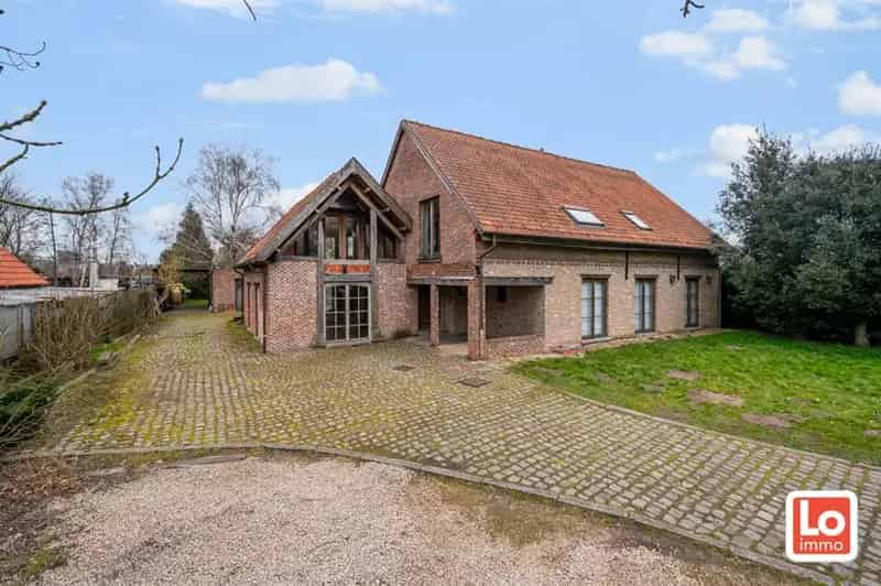 Ruime woning te renoveren Desteldonk 3 slaapkamers Grote tuin