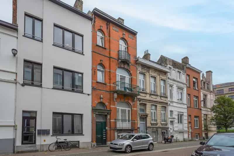 Opbrengsteigendom 4 Appartementen Oostende Centrum Te Renoveren