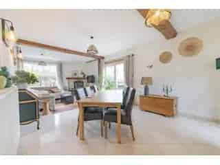 Villa te koop Nalinnes 5 slaapkamers grote tuin