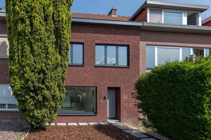 Gerenoveerde gezinswoning 4 slaapkamers Mechelen