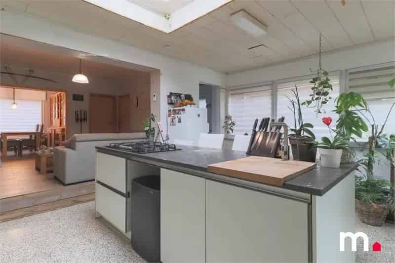 Huis te koop Leupegem 3 slaapkamers grote tuin