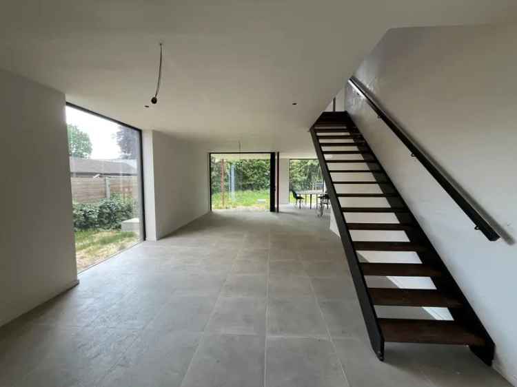 Moderne halfopen in 't mooie Baaigem