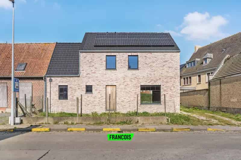 Nieuwbouw Huis te Koop Abele: 4 Slaapkamers, 167m², Zelf Afwerking