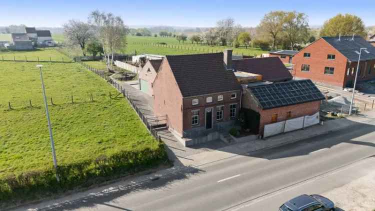 Huis te koop: Ruime woning 4 slaapkamers, grote tuin