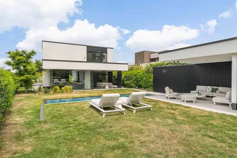 Exclusieve villa met verwarmd zwembad