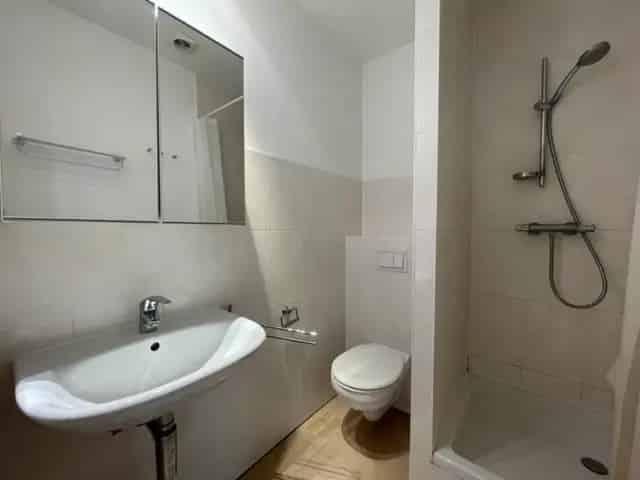 Appartement te Huur Woluwe-Saint-Pierre Nabij Metro Montgomery
