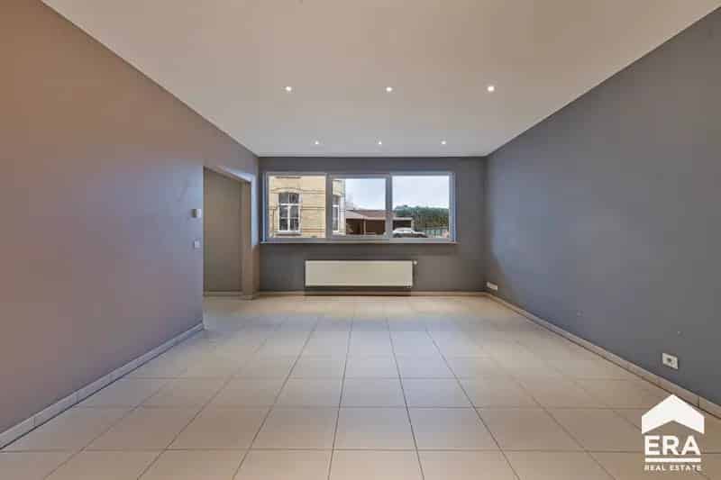 Appartement te koop Wingene: 2 slaapkamers, garage, instapklaar