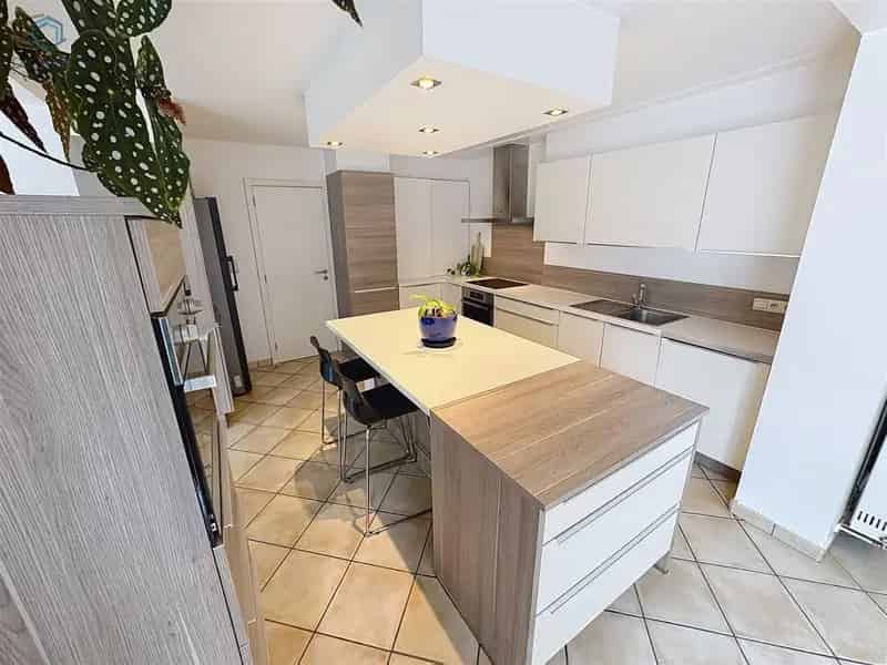 Instapklare gezinswoning 3 slaapkamers Smeerebbe-Vloerzegem