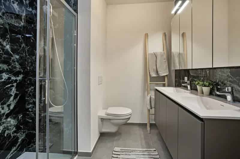 BERCHEM Penthouse te Koop - Luxe Ruime Terrassen