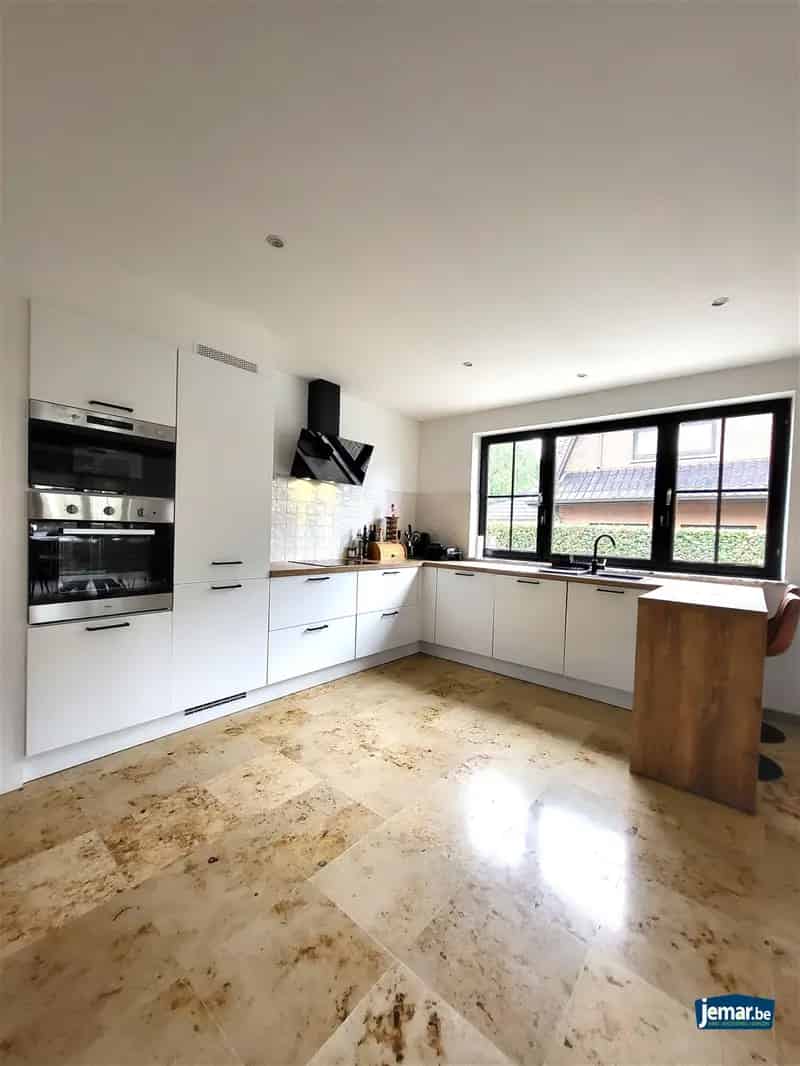 Huis te huur: Charmante Vrijstaande Woning met Moderne Luxe