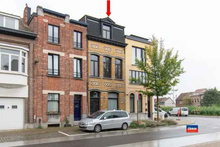 Herenwoning te renoveren 5 slaapkamers HOBOKEN