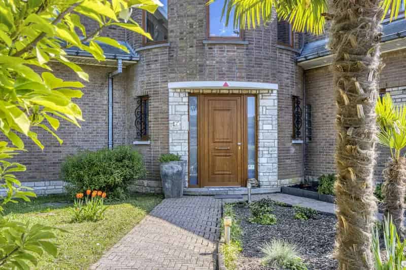 Ruime Villa te Koop Nabij Brussel