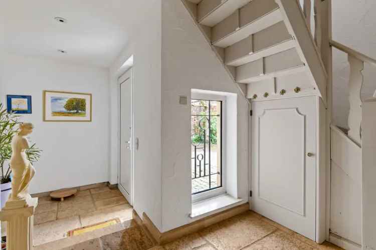 Huis te koop Ekeren Donk 4 slaapkamers grote tuin