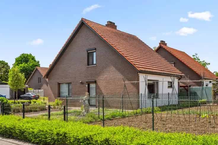 Halfopen Woning te Hulshout 170m² 4 slaapkamers