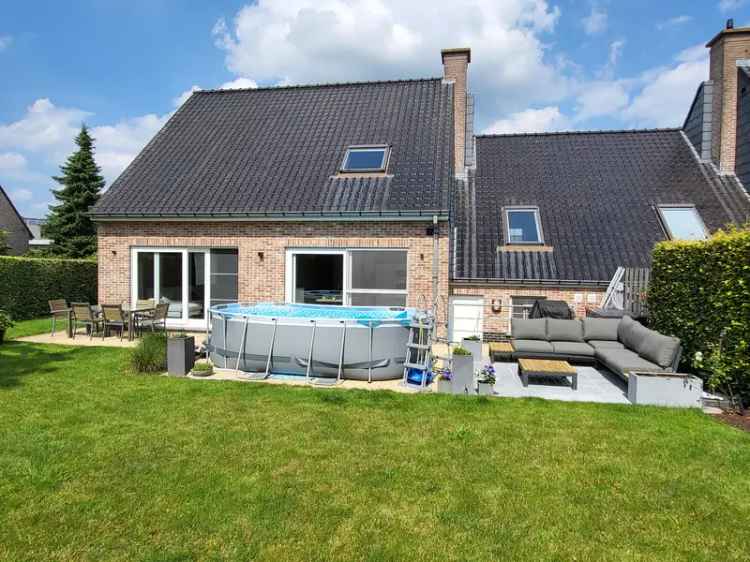 Prachtige woning op 503m² met zonnige aangelegde tuin en garage!