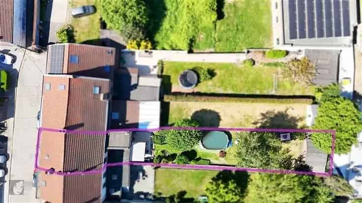 Ruime gezinswoning nabij voorzieningen