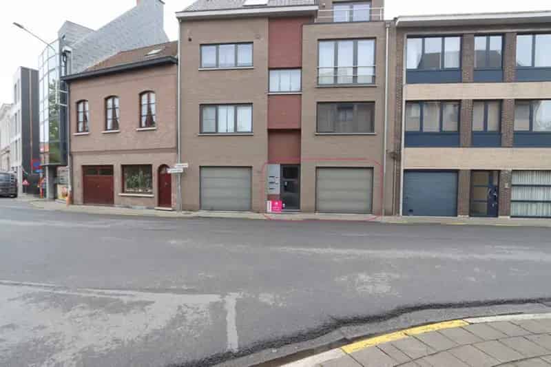 Lichtrijk Duplexappartement te koop in Beveren
