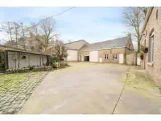 Huis te koop Diksmuide 3181m² met loods en bijgebouwen