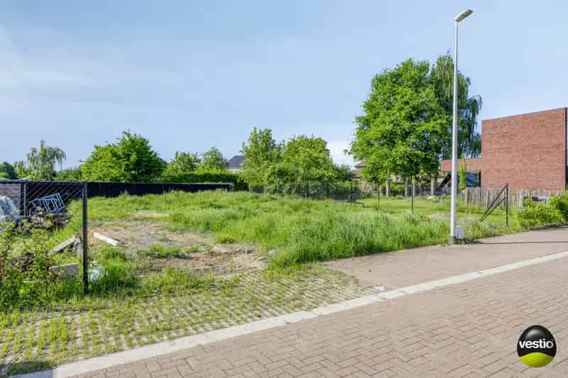 Bouwgrond Bilzen 2a60ca Halfopen Bebouwing