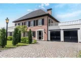 Villa te koop Retie - Ruime gezinswoning met garage en tuin