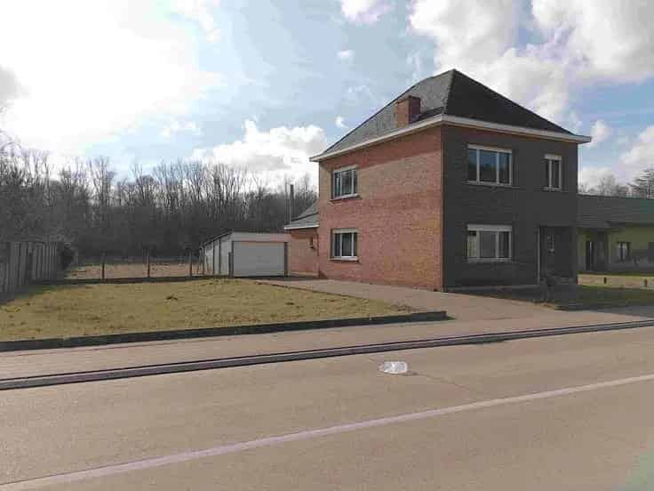 Huis te Koop Begijnendijk Centrum: Ruime Gezinswoning 15 Are