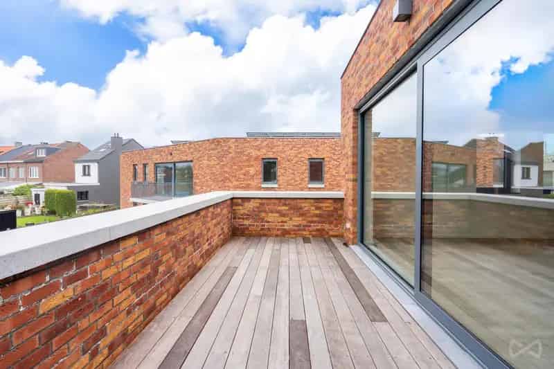 Nieuwbouw Appartement te Koop met Terras en Parkeerplaats