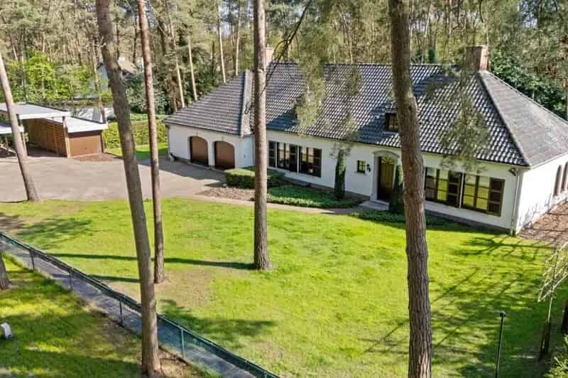 Villa te Oud Turnhout 425m2 Landelijke Stijl 4 slaapkamers