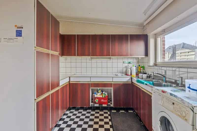 Te renoveren 4 gevelwoning