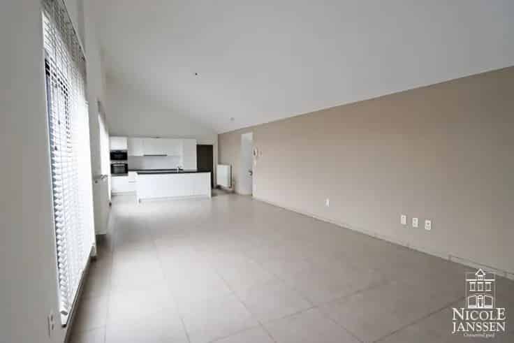 Duplex Penthouse Te Koop - 2 slaapkamers, 2 badkamers, groot terras