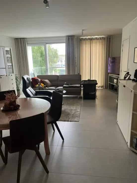 Appartement Te Koop assistentieflat 2 slaapkamers balkon