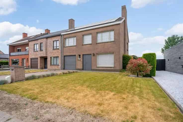 Huis Te Koop 4 Slaapkamers Grote Tuin EPC B Zonnepanelen