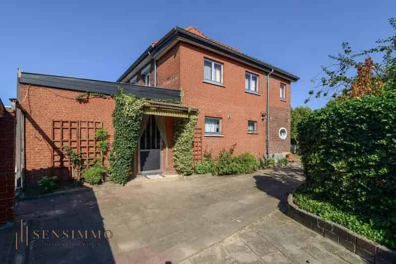 Ruime halfopen woning 4 slaapkamers Genk
