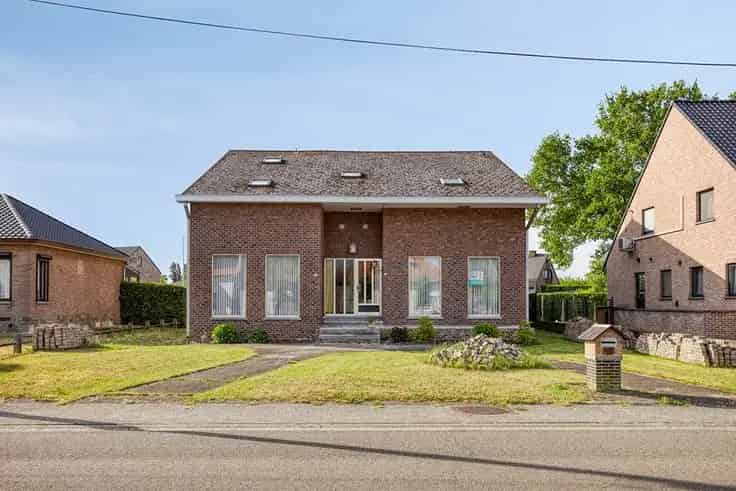 Huis Te Koop Herk-de-Stad 8 slaapkamers Grote Garage Kangoeroewoning