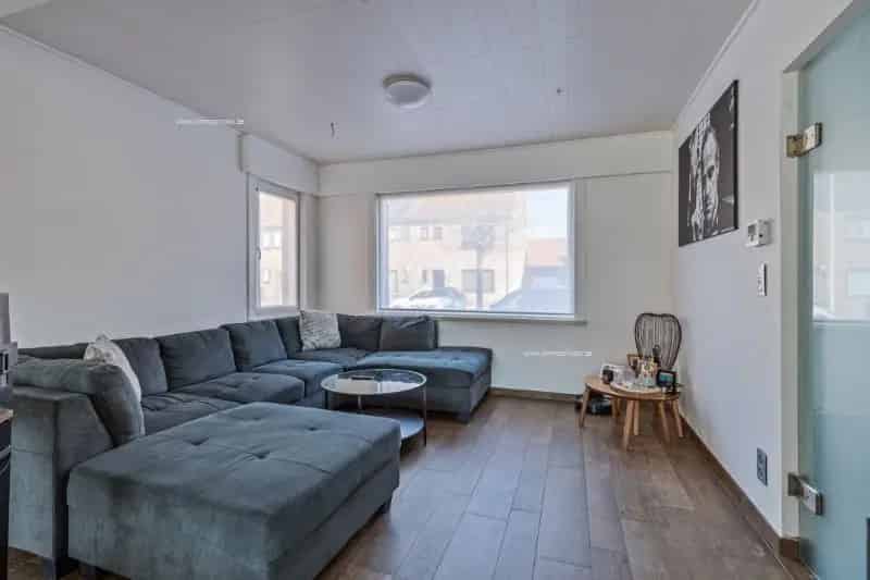 Woning te huur Roeselare 3 slaapkamers zwembad jacuzzi