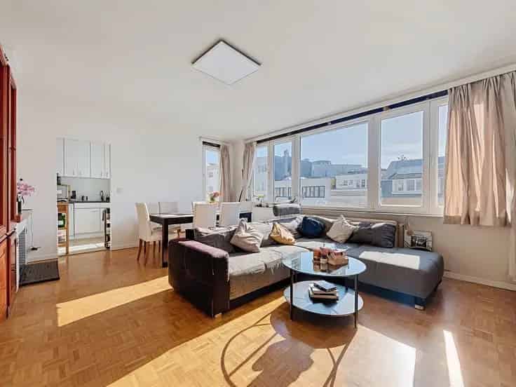 Appartement Te Koop Laken 2 Slaapkamers Nabij Square Palfyn