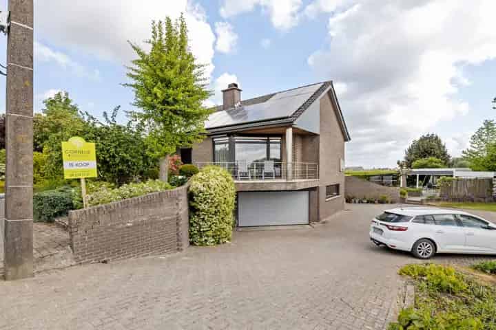 Huis te koop Assenede: Landelijk uitzicht, volledig onderkelderd