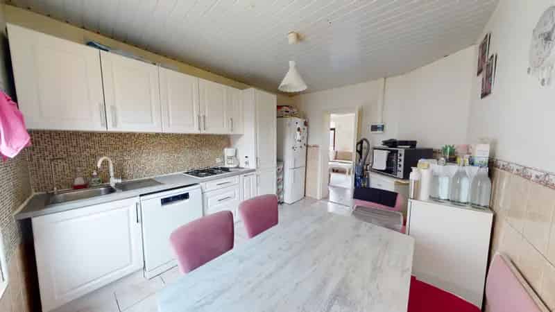 Huis te Schaerbeek 4 slaapkamers gerenoveerd 135m²