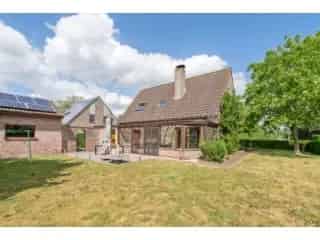 Huis te koop Lochristi - Instapklare woning met 3 slaapkamers en garage