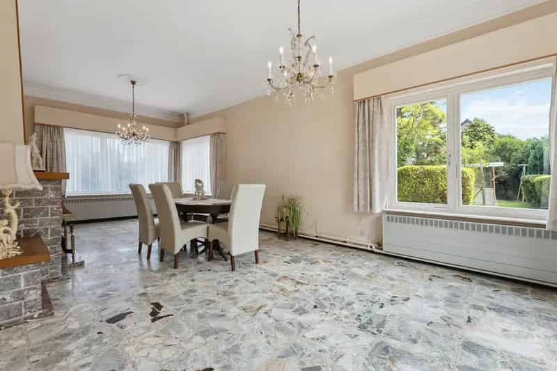 Huis te huur Herderen: Ruime gezinswoning met 4 slaapkamers en garage