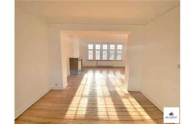 Huur 2 slaapkamer appartement van 95 m² in Schaerbeek - Schaarbeek